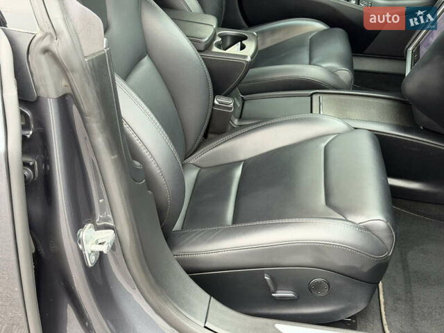 Серый Тесла Модель С, объемом двигателя 0 л и пробегом 68 тыс. км за 23999 $, фото 76 на Automoto.ua