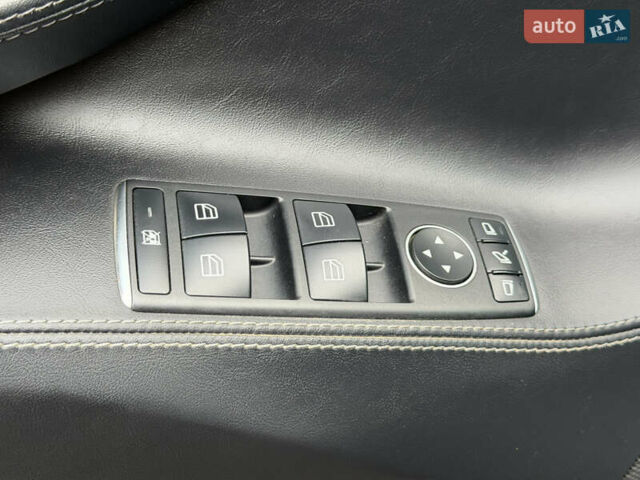 Серый Тесла Модель С, объемом двигателя 0 л и пробегом 68 тыс. км за 23999 $, фото 37 на Automoto.ua