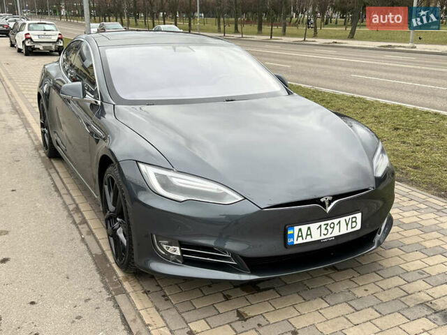 Сірий Тесла Модель С, об'ємом двигуна 0 л та пробігом 104 тис. км за 43500 $, фото 3 на Automoto.ua