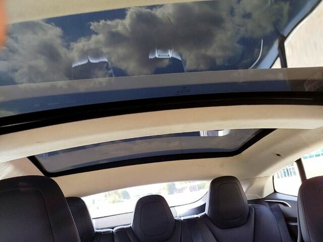 Сірий Тесла Модель С, об'ємом двигуна 0 л та пробігом 65 тис. км за 25600 $, фото 8 на Automoto.ua