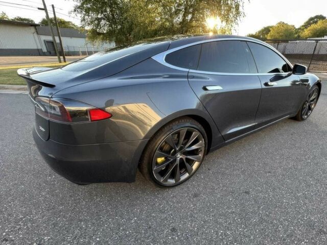 Сірий Тесла Модель С, об'ємом двигуна 0 л та пробігом 33 тис. км за 18000 $, фото 4 на Automoto.ua