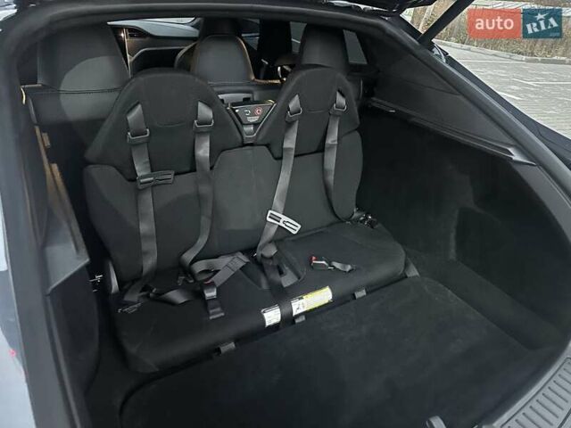 Серый Тесла Модель С, объемом двигателя 0 л и пробегом 182 тыс. км за 24900 $, фото 23 на Automoto.ua