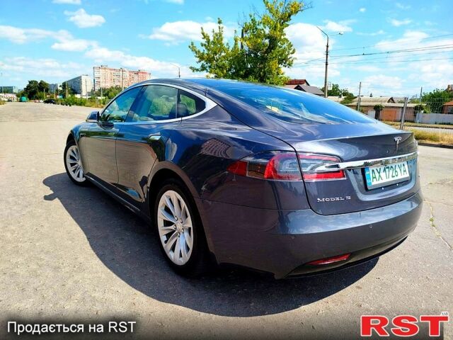 Сірий Тесла Модель С, об'ємом двигуна 0 л та пробігом 65 тис. км за 25600 $, фото 5 на Automoto.ua