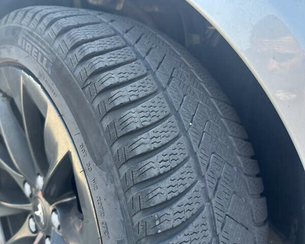 Серый Тесла Модель С, объемом двигателя 0 л и пробегом 125 тыс. км за 17500 $, фото 21 на Automoto.ua