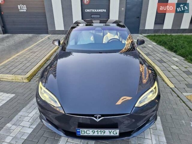Серый Тесла Модель С, объемом двигателя 0 л и пробегом 100 тыс. км за 25500 $, фото 41 на Automoto.ua