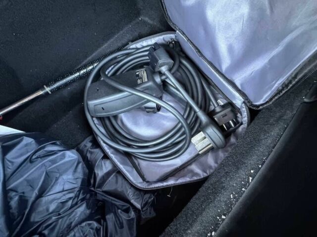 Сірий Тесла Модель С, об'ємом двигуна 0 л та пробігом 33 тис. км за 18000 $, фото 14 на Automoto.ua