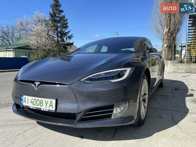 Серый Тесла Модель С, объемом двигателя 0 л и пробегом 145 тыс. км за 29900 $, фото 8 на Automoto.ua