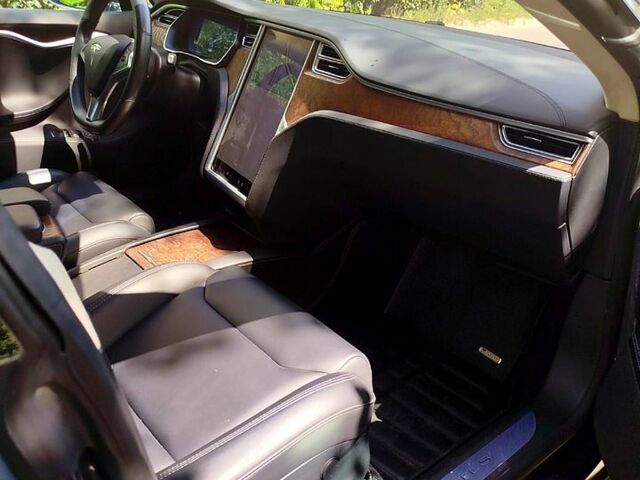 Сірий Тесла Модель С, об'ємом двигуна 0 л та пробігом 65 тис. км за 25600 $, фото 9 на Automoto.ua