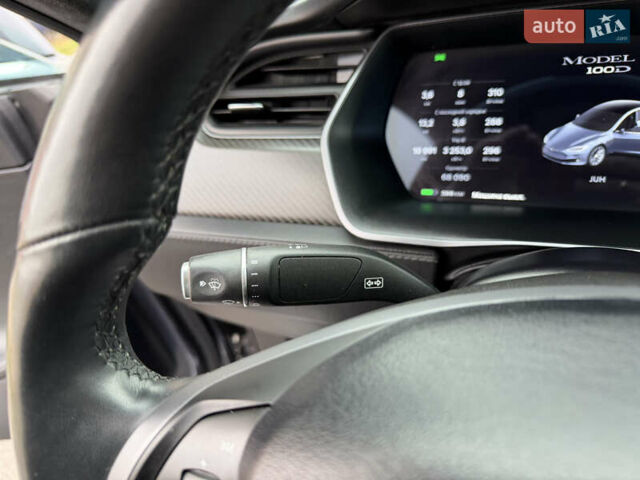 Серый Тесла Модель С, объемом двигателя 0 л и пробегом 68 тыс. км за 23999 $, фото 43 на Automoto.ua