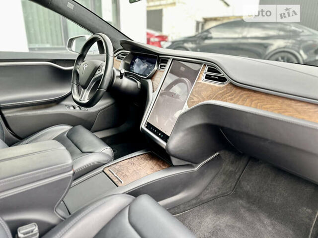 Сірий Тесла Модель С, об'ємом двигуна 0 л та пробігом 126 тис. км за 28500 $, фото 18 на Automoto.ua