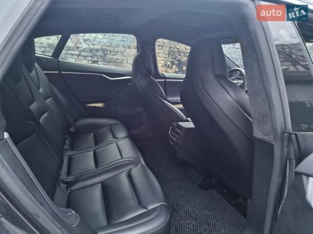 Сірий Тесла Модель С, об'ємом двигуна 0 л та пробігом 140 тис. км за 28000 $, фото 15 на Automoto.ua