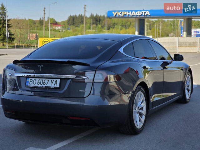 Серый Тесла Модель С, объемом двигателя 0 л и пробегом 94 тыс. км за 18999 $, фото 7 на Automoto.ua