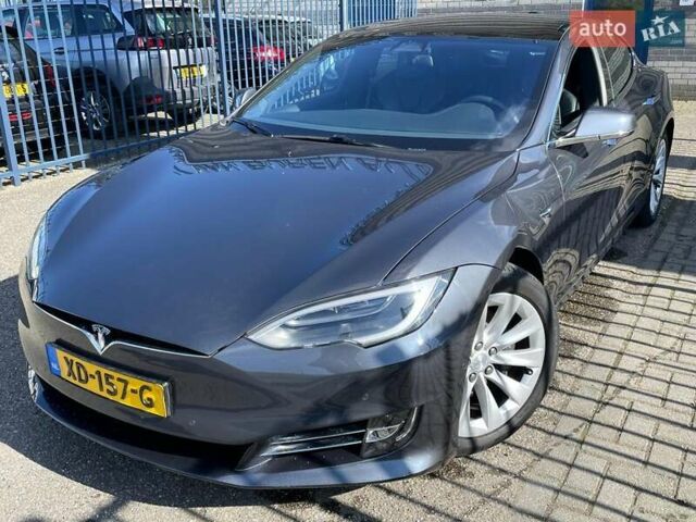 Сірий Тесла Модель С, об'ємом двигуна 0 л та пробігом 96 тис. км за 18200 $, фото 1 на Automoto.ua
