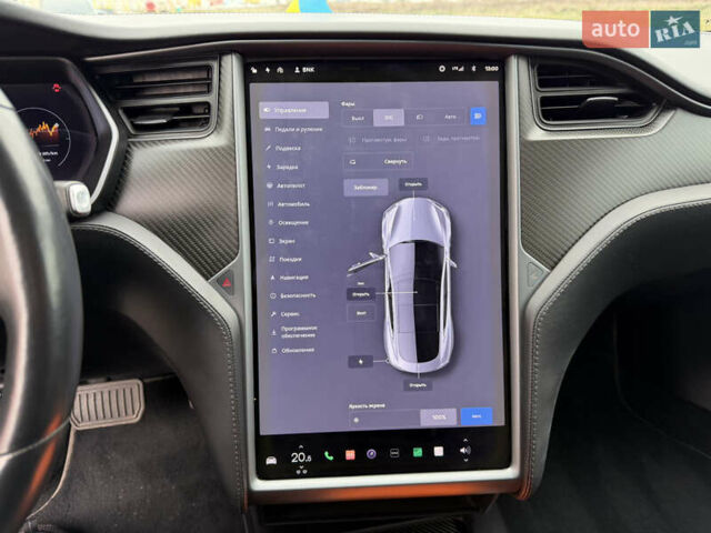 Серый Тесла Модель С, объемом двигателя 0 л и пробегом 68 тыс. км за 23999 $, фото 48 на Automoto.ua