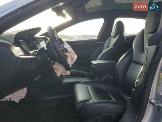 Сірий Тесла Модель С, об'ємом двигуна 0 л та пробігом 55 тис. км за 14800 $, фото 2 на Automoto.ua