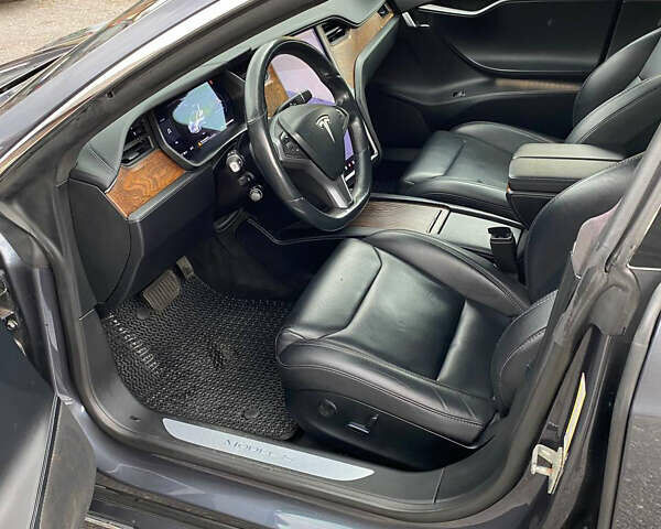 Сірий Тесла Модель С, об'ємом двигуна 0 л та пробігом 147 тис. км за 15300 $, фото 4 на Automoto.ua