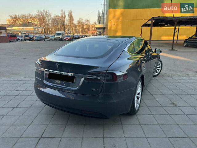 Серый Тесла Модель С, объемом двигателя 0 л и пробегом 89 тыс. км за 20999 $, фото 13 на Automoto.ua