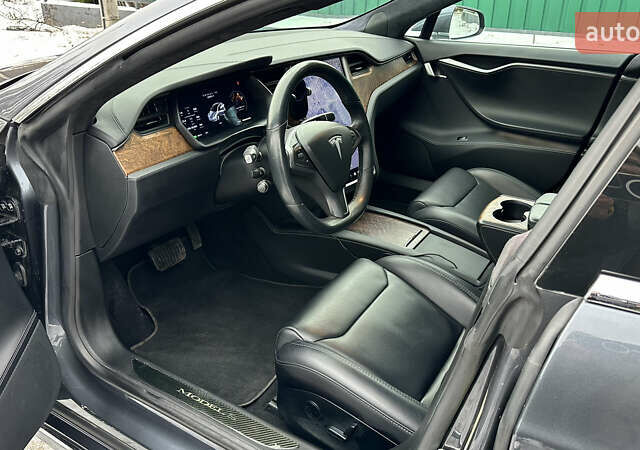 Серый Тесла Модель С, объемом двигателя 0 л и пробегом 145 тыс. км за 29900 $, фото 10 на Automoto.ua