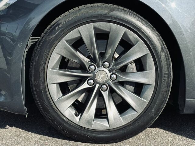 Сірий Тесла Модель С, об'ємом двигуна 0 л та пробігом 193 тис. км за 18399 $, фото 5 на Automoto.ua