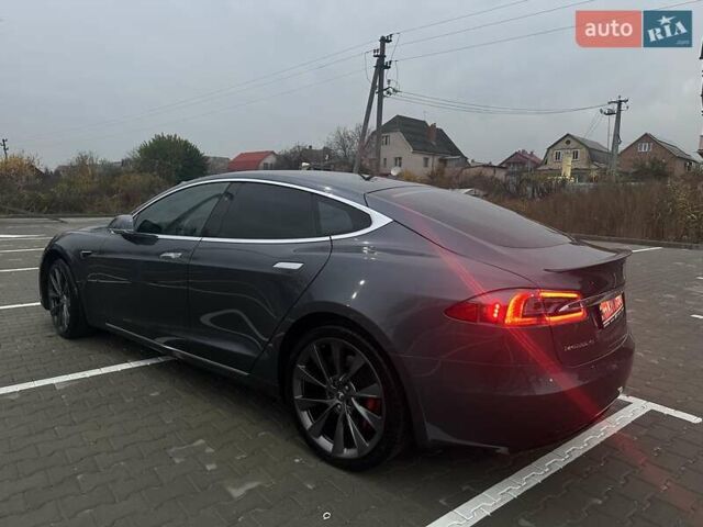 Серый Тесла Модель С, объемом двигателя 0 л и пробегом 182 тыс. км за 24900 $, фото 9 на Automoto.ua