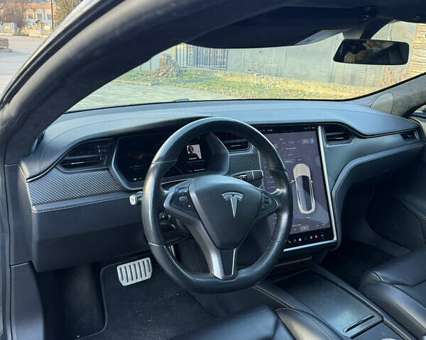 Сірий Тесла Модель С, об'ємом двигуна 0 л та пробігом 135 тис. км за 25500 $, фото 14 на Automoto.ua