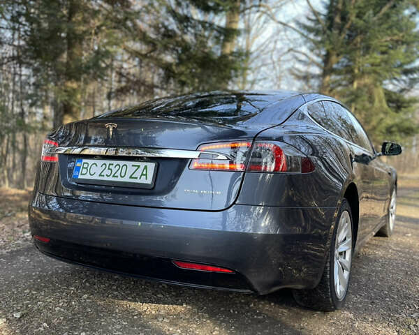 Серый Тесла Модель С, объемом двигателя 0 л и пробегом 76 тыс. км за 22000 $, фото 7 на Automoto.ua