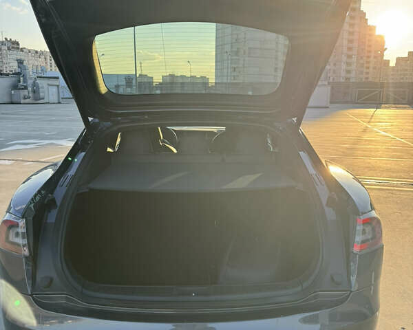 Сірий Тесла Модель С, об'ємом двигуна 0 л та пробігом 116 тис. км за 27500 $, фото 6 на Automoto.ua