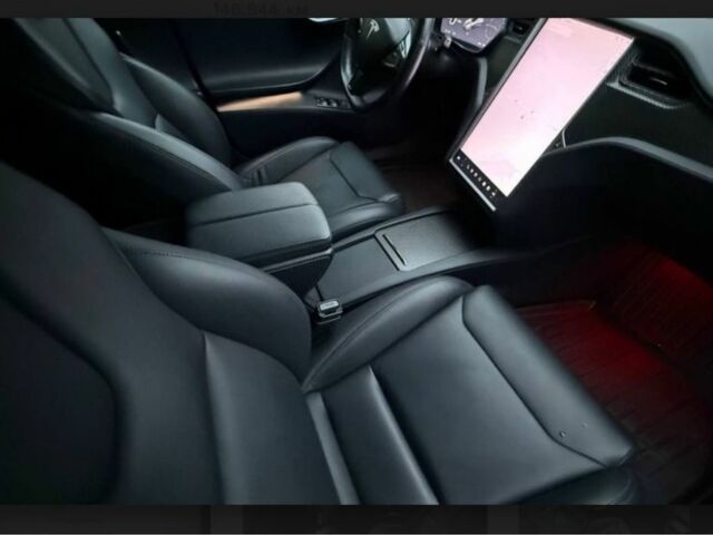 Серый Тесла Модель С, объемом двигателя 0 л и пробегом 146 тыс. км за 29500 $, фото 6 на Automoto.ua