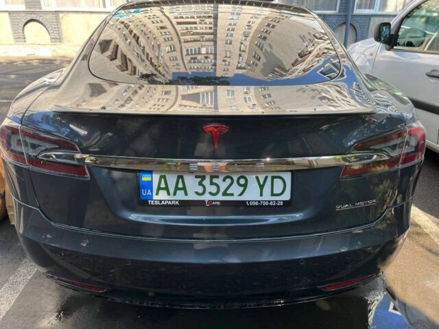 Сірий Тесла Модель С, об'ємом двигуна 0 л та пробігом 144 тис. км за 27500 $, фото 5 на Automoto.ua