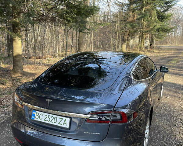 Серый Тесла Модель С, объемом двигателя 0 л и пробегом 76 тыс. км за 22000 $, фото 4 на Automoto.ua