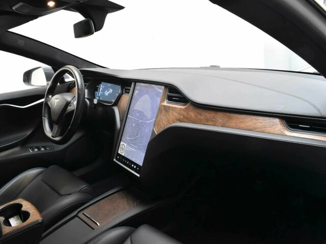 Сірий Тесла Модель С, об'ємом двигуна 0 л та пробігом 35 тис. км за 14000 $, фото 6 на Automoto.ua