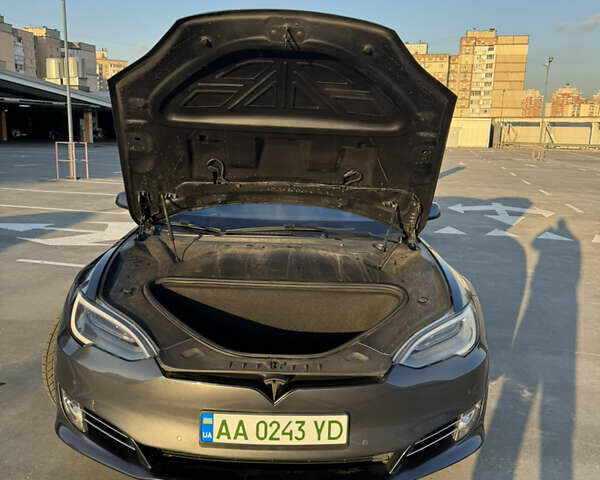 Сірий Тесла Модель С, об'ємом двигуна 0 л та пробігом 116 тис. км за 27500 $, фото 19 на Automoto.ua
