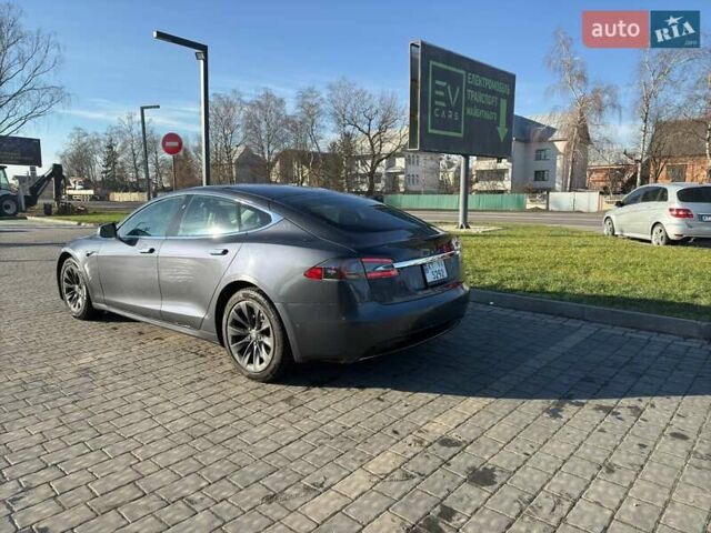 Серый Тесла Модель С, объемом двигателя 0 л и пробегом 122 тыс. км за 25300 $, фото 7 на Automoto.ua