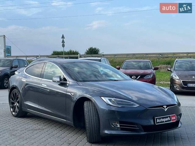 Серый Тесла Модель С, объемом двигателя 0 л и пробегом 113 тыс. км за 25590 $, фото 2 на Automoto.ua
