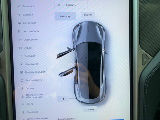 Сірий Тесла Модель С, об'ємом двигуна 0 л та пробігом 144 тис. км за 27500 $, фото 12 на Automoto.ua