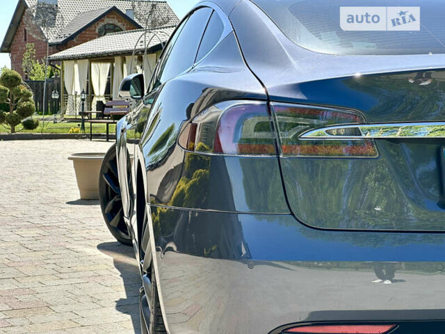 Серый Тесла Модель С, объемом двигателя 0 л и пробегом 76 тыс. км за 35300 $, фото 33 на Automoto.ua