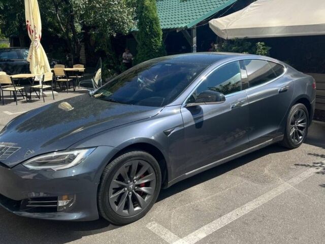 Сірий Тесла Модель С, об'ємом двигуна 0 л та пробігом 144 тис. км за 27500 $, фото 3 на Automoto.ua