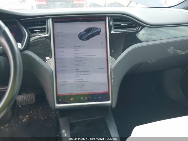 Тесла Модель С 2020 в Киеве на Automoto.ua Серый Тесла Модель С, объемом двигателя 0 л и пробегом 49 тыс. км за 34900 $, фото 8 на Automoto.ua