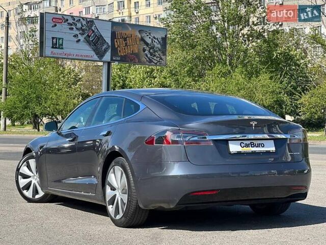 Тесла Модель С 2020 в Одессе на Automoto.ua Серый Тесла Модель С, объемом двигателя 0 л и пробегом 71 тыс. км за 29900 $, фото 8 на Automoto.ua