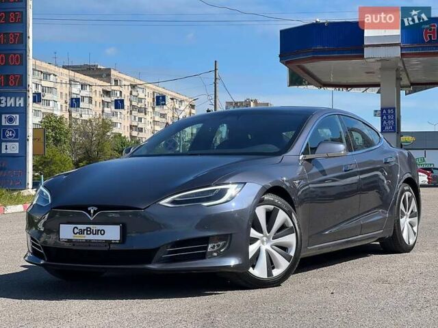 Тесла Модель С 2020 в Одессе на Automoto.ua Серый Тесла Модель С, объемом двигателя 0 л и пробегом 71 тыс. км за 29900 $, фото 6 на Automoto.ua