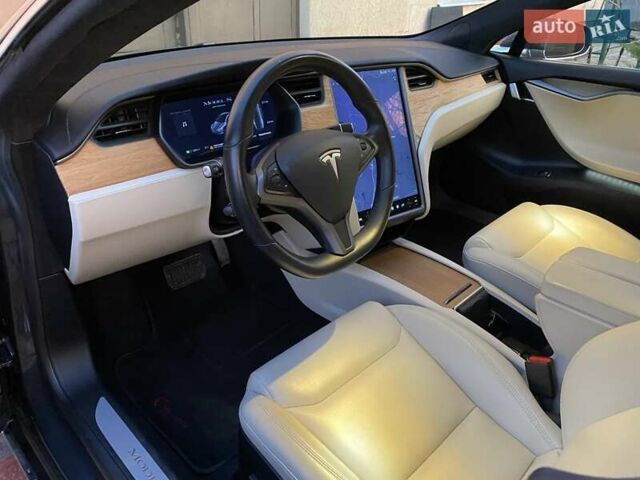 Серый Тесла Модель С, объемом двигателя 0 л и пробегом 62 тыс. км за 30500 $, фото 31 на Automoto.ua