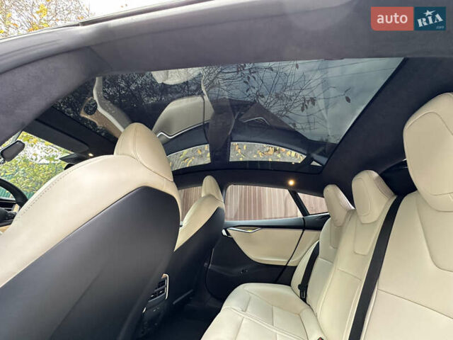 Сірий Тесла Модель С, об'ємом двигуна 0 л та пробігом 27 тис. км за 35000 $, фото 29 на Automoto.ua