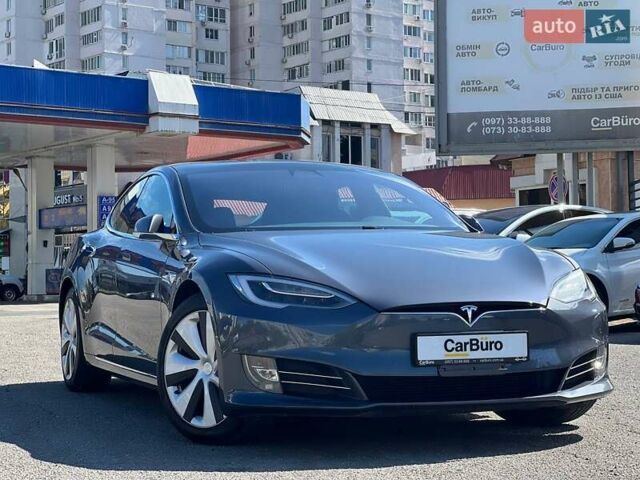 Тесла Модель С 2020 в Одессе на Automoto.ua Серый Тесла Модель С, объемом двигателя 0 л и пробегом 71 тыс. км за 29900 $, фото 2 на Automoto.ua