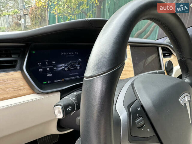 Сірий Тесла Модель С, об'ємом двигуна 0 л та пробігом 27 тис. км за 35000 $, фото 23 на Automoto.ua