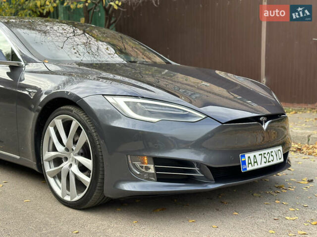 Сірий Тесла Модель С, об'ємом двигуна 0 л та пробігом 27 тис. км за 35000 $, фото 6 на Automoto.ua