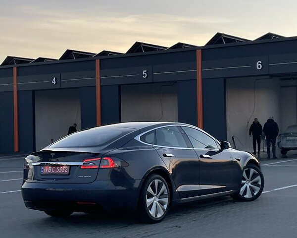 Серый Тесла Модель С, объемом двигателя 0 л и пробегом 28 тыс. км за 28500 $, фото 5 на Automoto.ua