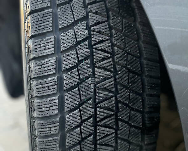 Серый Тесла Модель С, объемом двигателя 0 л и пробегом 28 тыс. км за 28500 $, фото 15 на Automoto.ua