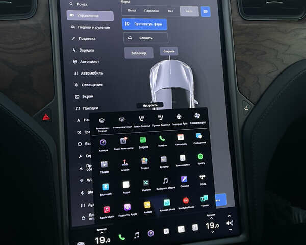 Серый Тесла Модель С, объемом двигателя 0 л и пробегом 28 тыс. км за 28500 $, фото 34 на Automoto.ua