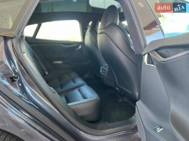 Сірий Тесла Модель С, об'ємом двигуна 0 л та пробігом 71 тис. км за 29900 $, фото 22 на Automoto.ua