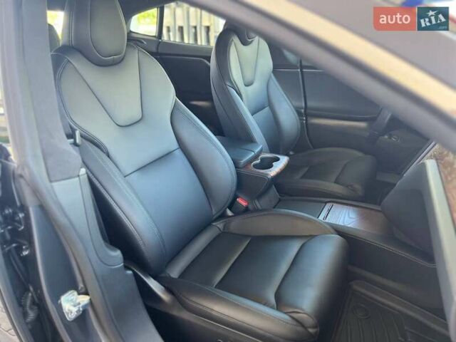 Тесла Модель С 2020 в Одессе на Automoto.ua Серый Тесла Модель С, объемом двигателя 0 л и пробегом 71 тыс. км за 29900 $, фото 22 на Automoto.ua